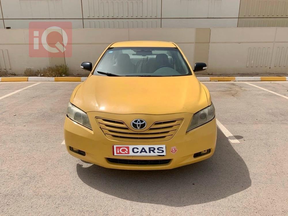 تۆیۆتا کامری